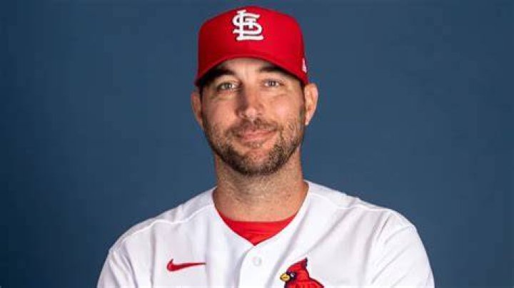 Adam Wainwright Height, Weight, Net Worth, Age, Birthday, Wikipedia, Who, Instagram, Biography