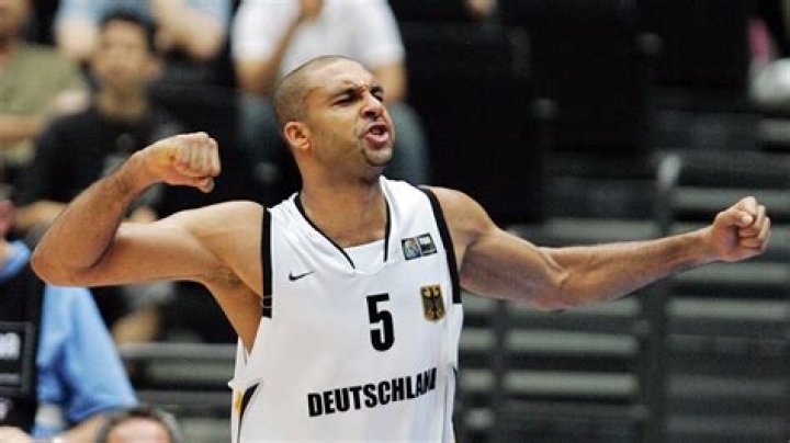
Ademola Okulaja Height, Weight, Net Worth, Age, Birthday, Wikipedia, Who, Nationality, Biography 
