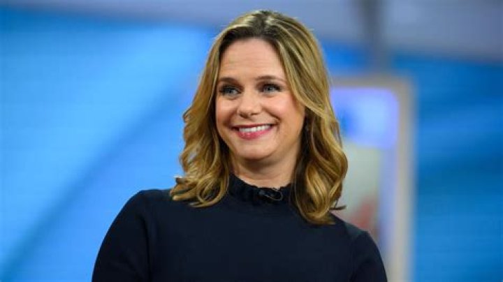 Andrea Darlas Husband: Know About Her Age, Salary and Net Worth