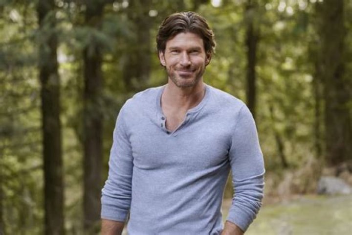 Christopher Russell Net Worth, Income, Salary, Earnings, Biography