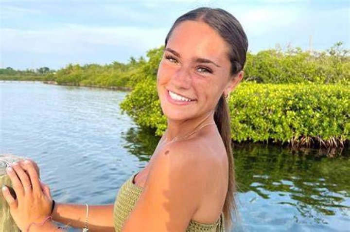 Delaney Short Height, Age, Boyfriend, Biography, Wiki, Net Worth