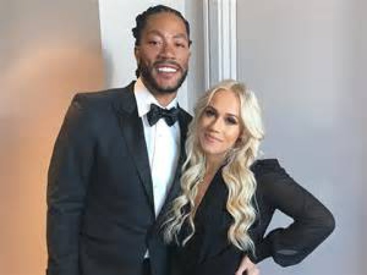 
Derrick Rose Wife: Alaina Anderson. Son: Derrick Rose Jr. 