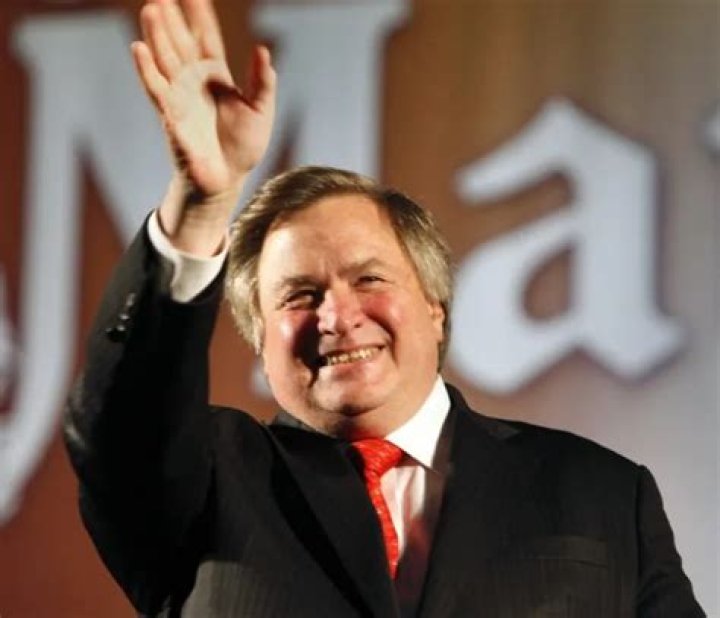 Dick Morris Biography, Age, Net worth, Books, Author, Fox news, Latest news