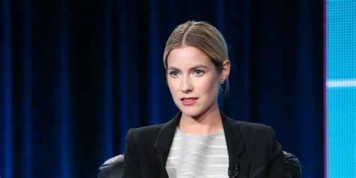 
Everything You Need To Know About Laura Ramsey – Biography 