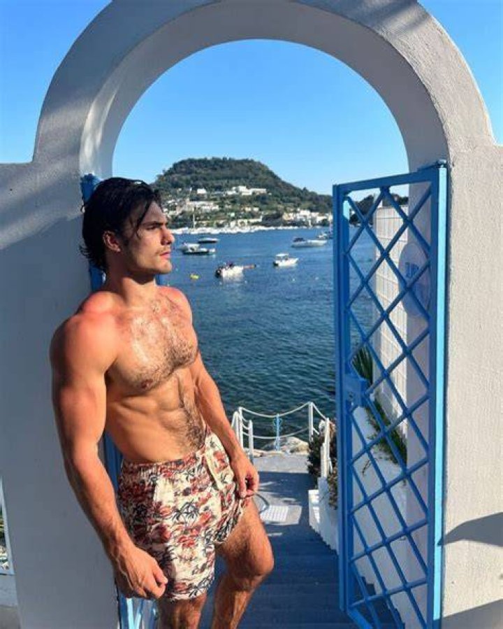 Hayden Daviau Height, Weight, Net Worth, Age, Birthday, Wikipedia, Who, Instagram, Biography