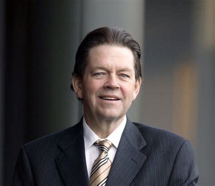 How Much Money Does Arthur Laffer Make? Latest Arthur Laffer Net Worth Income Salary