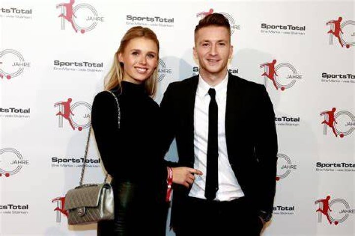 
Is Scarlett Gartmann Married? Her Bio, Age, Partner (Marco Reus), Baby, Height, Net worth and Wikipedia 