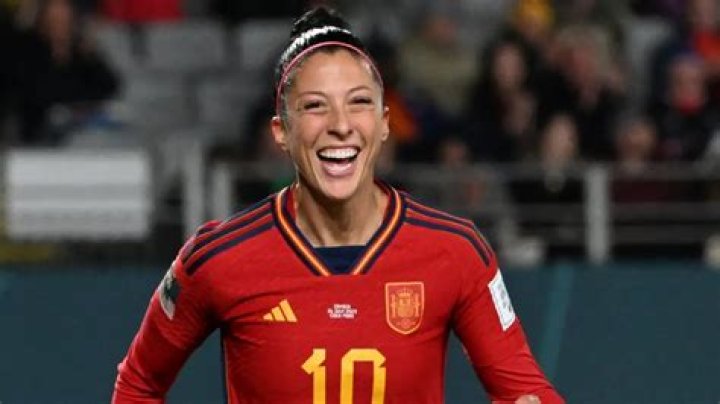 Jennifer Hermoso Biography: Partner, Age, Stats, Net Worth, Salary, Husband, Height, Instagram