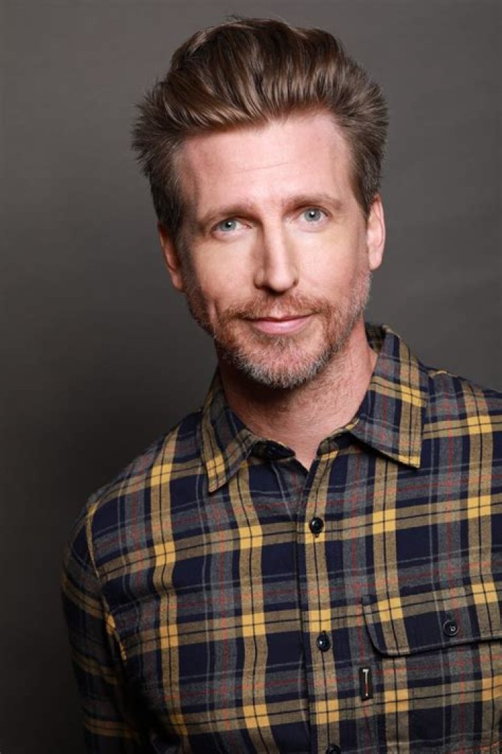 Josh Meyers net worth, age, height, wife, girlfriend, kids, biography, wiki