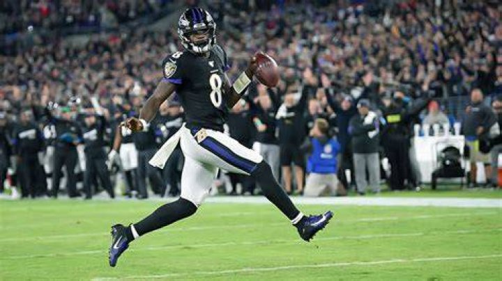 Lamar Jackson Height, Weight, Net Worth, Age, Birthday, Wikipedia, Who, Nationality, Biography