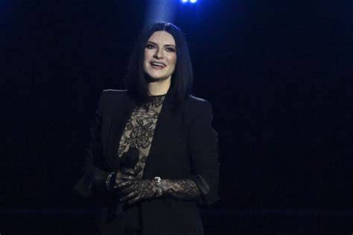 Laura Pausini Height, Weight, Net Worth, Age, Birthday, Wikipedia, Who, Nationality, Biography
