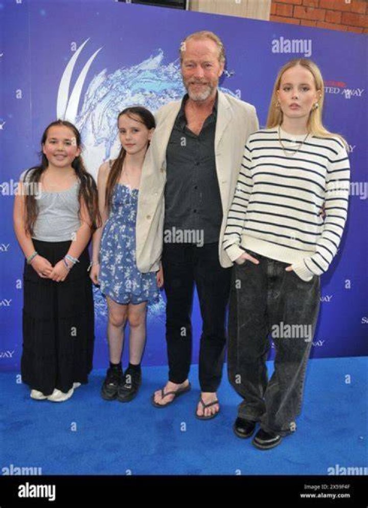 Meet Iain Glen Kids Finlay, Mary And Juliet Glen Wife And Family Detials