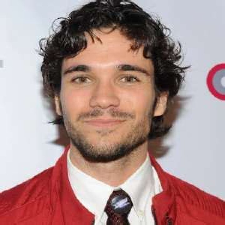 
Myko Olivier Height, Weight, Net Worth, Age, Birthday, Wikipedia, Who, Nationality, Biography 