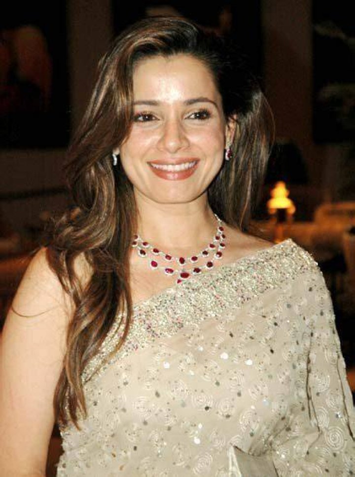 Neelam Kothari Height, Weight, Net Worth, Age, Birthday, Wikipedia, Who, Instagram, Biography