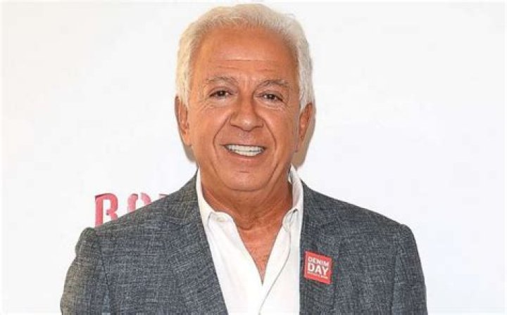 Paul Marciano Height, Weight, Net Worth, Age, Birthday, Wikipedia, Who, Instagram, Biography