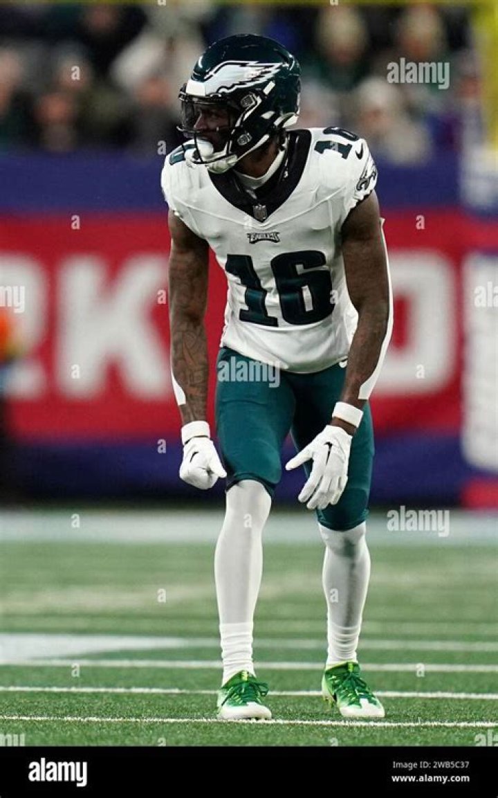 Quez Watkins Height: How Tall is Eagles Wide Receiver?