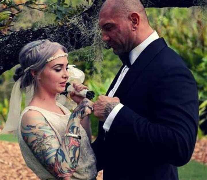 Sarah Jade (Pole Dancer) Bio, Wiki, Age, Height, Family, Husband and Net Worth.