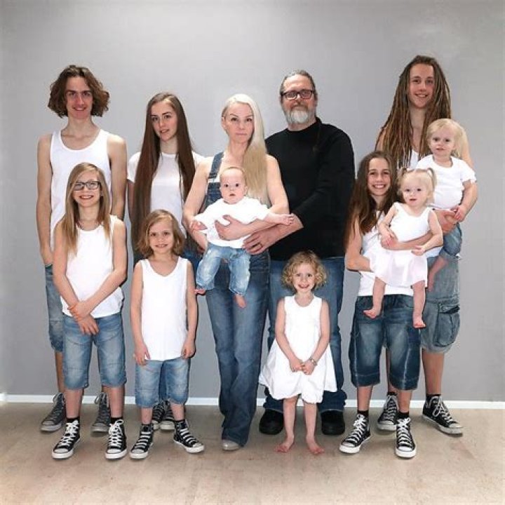 Taina Licciardo-Toivola Has Ten Kids With Her Husband Paul Licciardo-Toivola