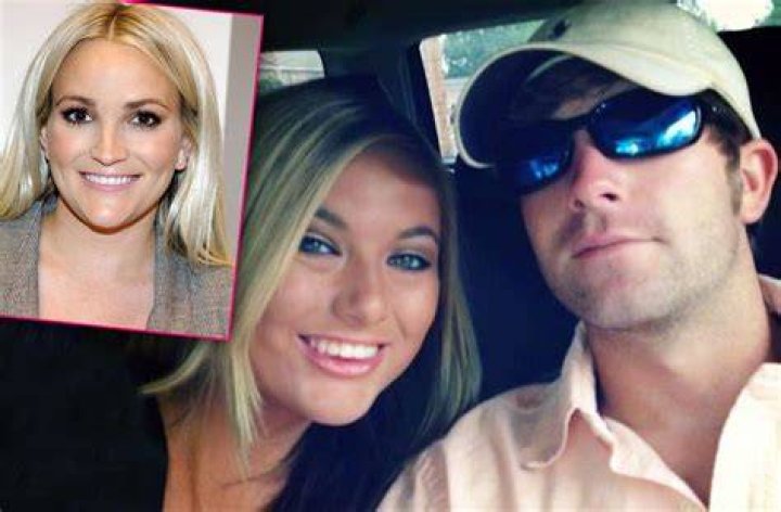 What Happened To Jamie Lynn Spears Pregnancy? Baby Daddy Casey Aldridge Now