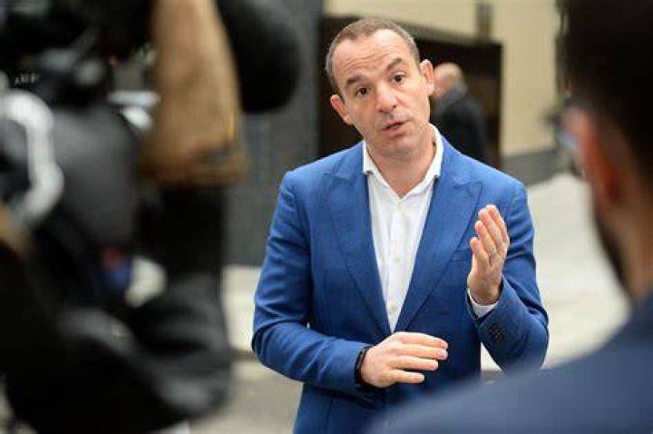 
What Happened To Martin Lewis? Martin Lewis issued an update about News Fixed tariff energy bills 