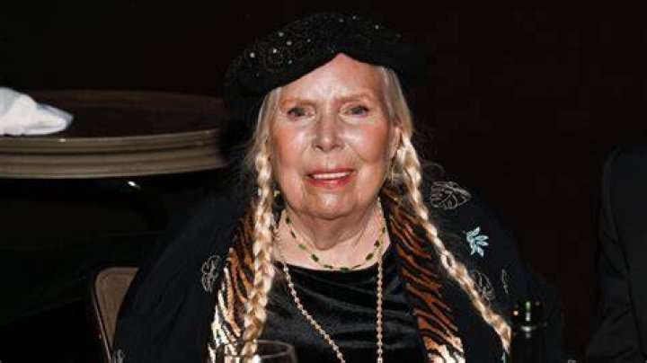 Whats Wrong With Singer Joni Mitchell? Illness Explained And Update 2022 On Her Health Condition