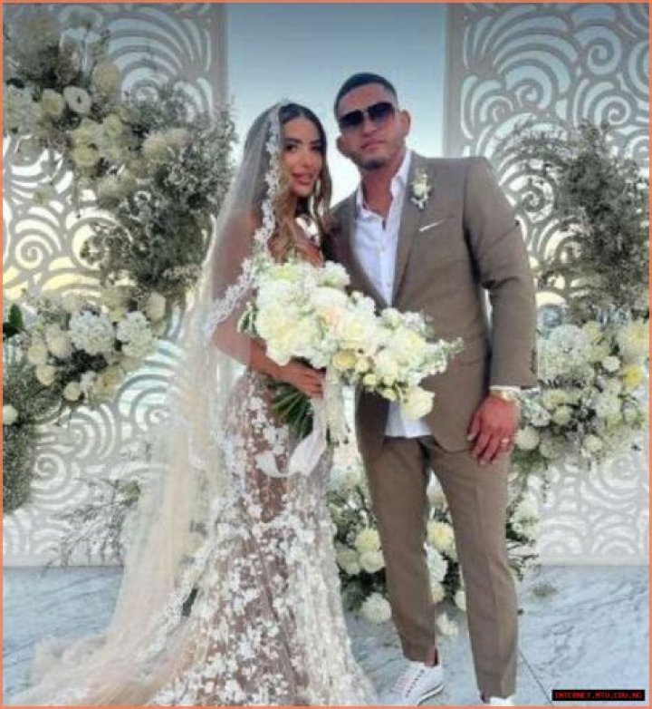 Who Is Anthony Pettis Stunning Girlfriend Lisette Gadzuric? Are They Getting Married? Meet Their Baby On Instagram