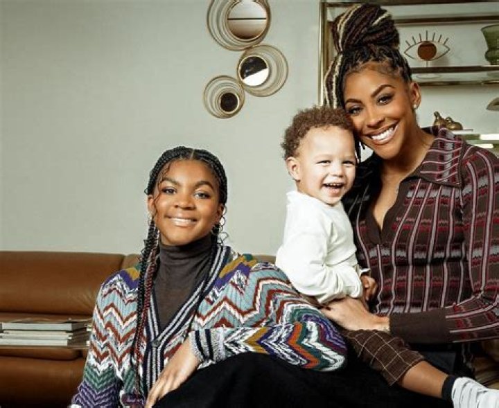 
Who is Candace Parker? Height, net worth, teams, ex-husband Sheldon William, children Lailaa Nicole Williams and Airr Larry Petrakov Parker 